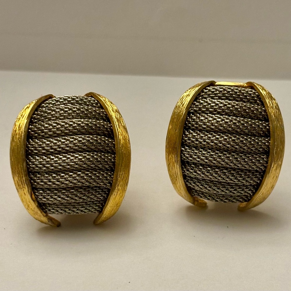 R R D marked VINTAGE CLIP ONS